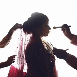 Makeover Artist
